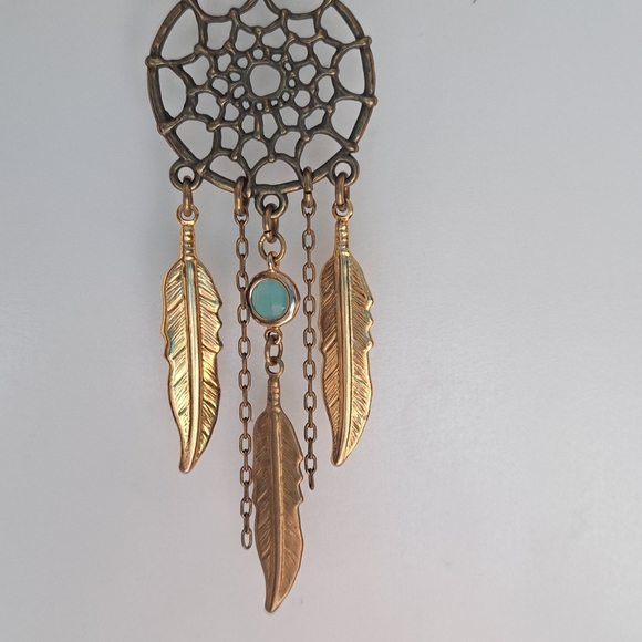 Dream Catcher Pendant with a Genuine Aqua Chalcedony Gemstone. - Picture 6 of 13